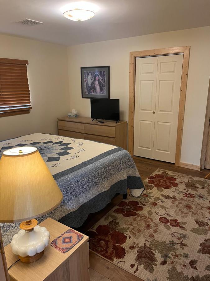 Creekside Downtown Vacation Suites, Only Adults 25 Or Older Бъфало Екстериор снимка