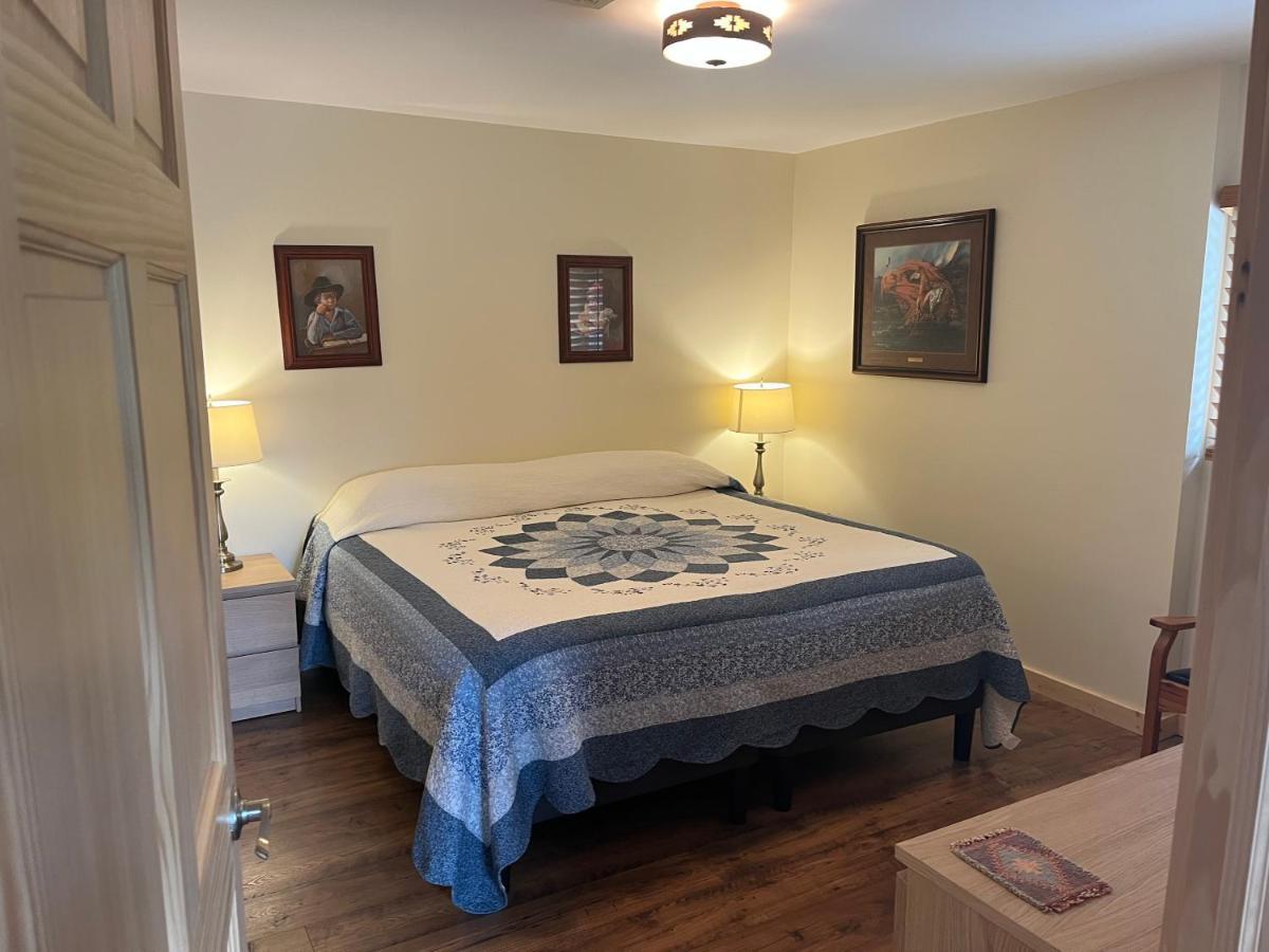Creekside Downtown Vacation Suites, Only Adults 25 Or Older Бъфало Екстериор снимка